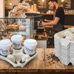 Konig Coffee takeaway coffee cups and lids Disposable coffee cups for cafes Coffee drink carrier for takeaway beverages